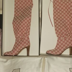 Gucci Beige and Red Patterned Boots